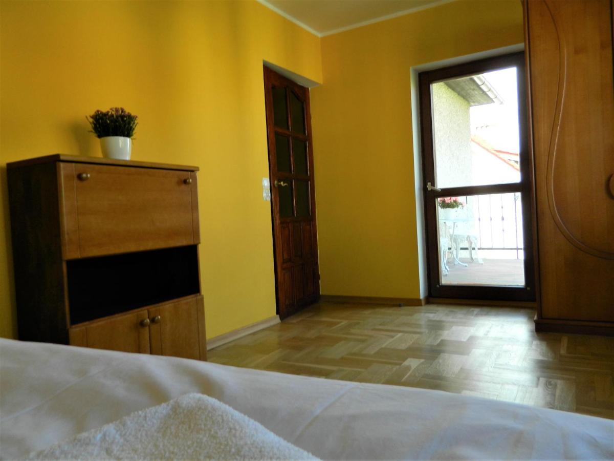 Dom Wypoczynkowy Rybnicka - Apartamenty กดิเนีย ภายนอก รูปภาพ