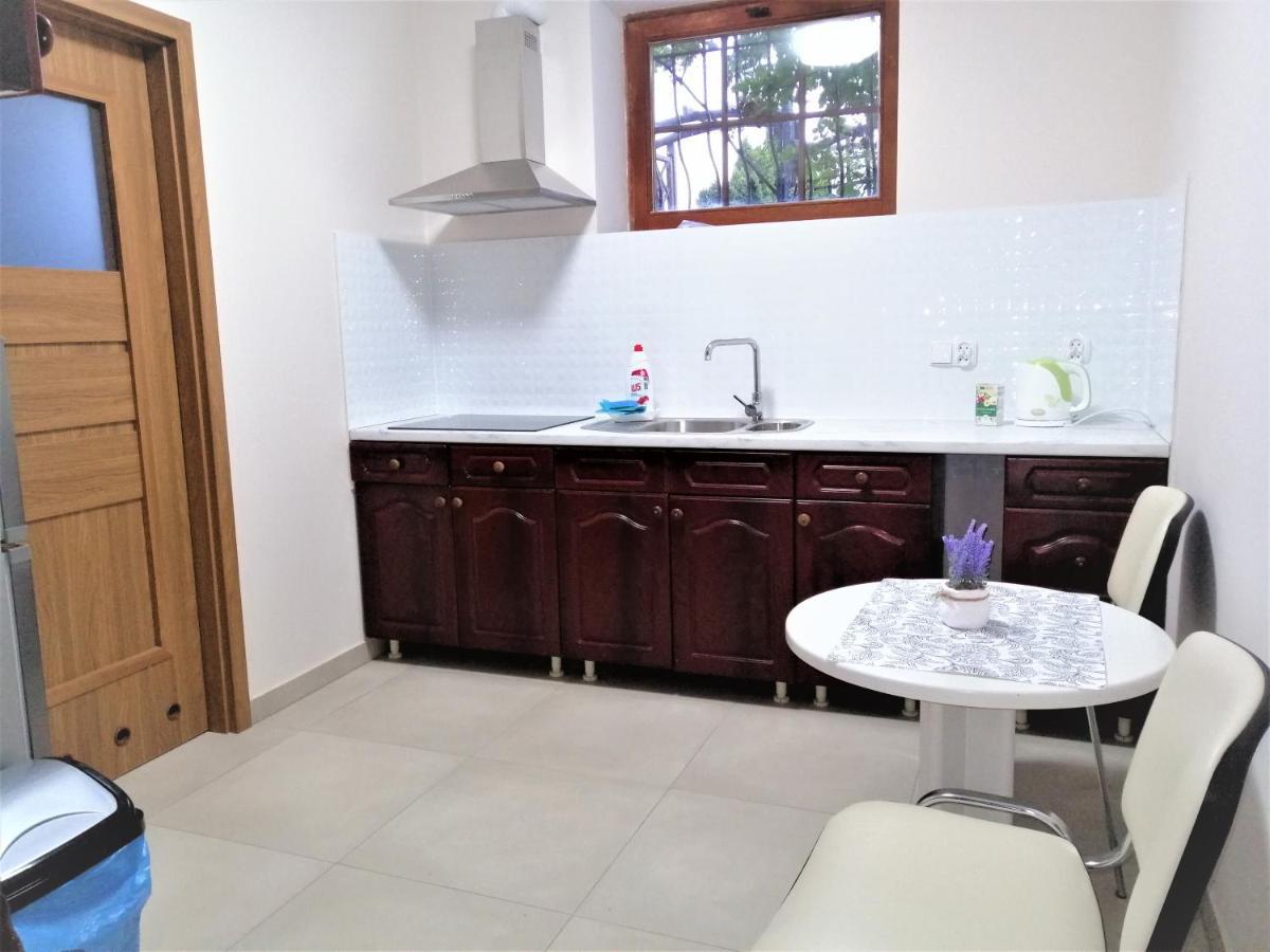Dom Wypoczynkowy Rybnicka - Apartamenty กดิเนีย ภายนอก รูปภาพ