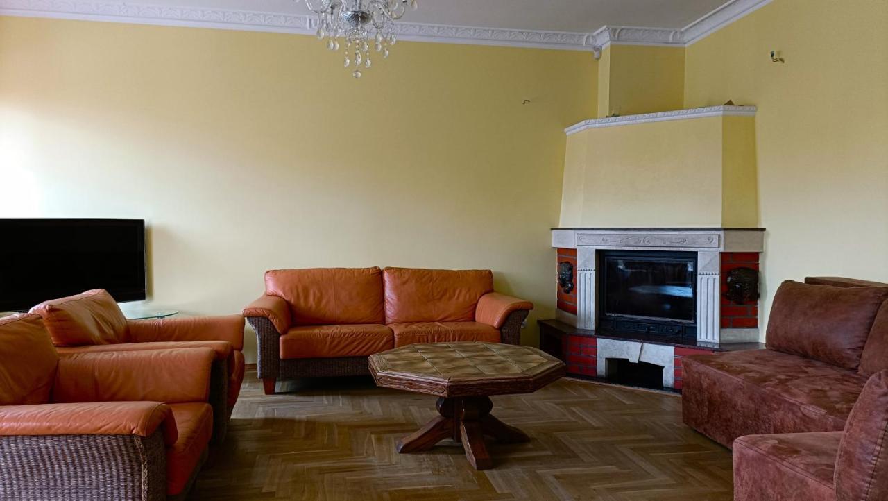 Dom Wypoczynkowy Rybnicka - Apartamenty กดิเนีย ภายนอก รูปภาพ